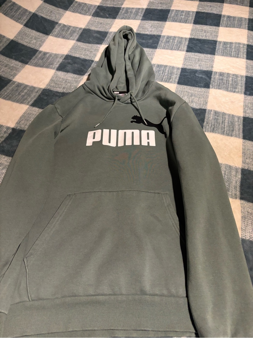 Men’s puma hoodie